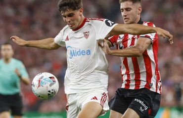 El Sevilla vende a Juanlu al Nápoles tras dos meses de negociaciones