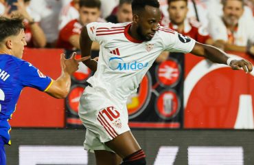 Lukébakio sufre un edema en el sóleo de la pierna derecha