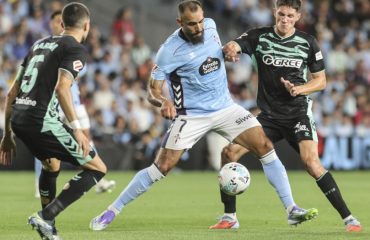 Borja Iglesias: “La importancia de Claudio Giráldez respecto a mí, como futbolista y persona, es enorme”