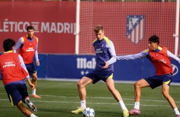 Cardoso, única baja del Atlético para visitar al Arsenal