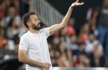 Corberán explica la derrota ante el Oviedo: “No hubo un ajuste del rival sino un desajuste del Valencia”