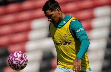 El Betis asume que tendrá que pagar el segundo variable a Osasuna por el Chimy