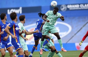 Etta Eyong incluido en la prelista de Camerún