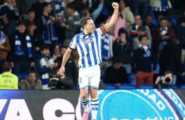 Oyarzabal: «Estoy orgulloso de llevar 10 años en el club que siento y con la gente que quiero»