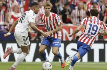 Sí, Julián se sienta en la mesa de Mbappé y Lamine