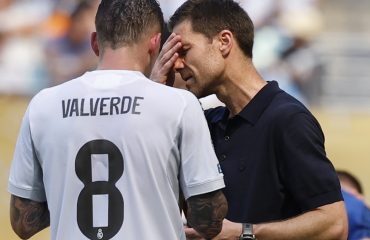Xabi Alonso y el cuello del ‘Pajarito’
