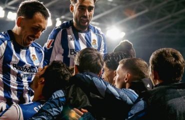 Oyarzabal encuentra ayuda goleadora