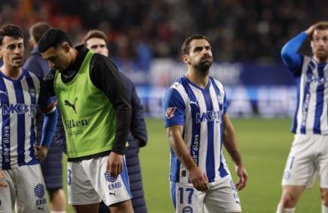 El Alavés se va al parón con incógnitas por resolver