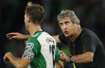 El ‘guiño’ de Pellegrini a Canales: «Es un jugador vigente que todavía tiene muchos años más de fútbol..