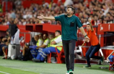 Sarabia abre la puerta a fichajes tras la lesión de Héctor Fort