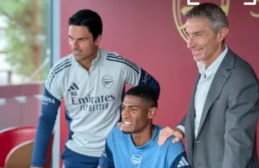 Mosquera, más español que colombiano: convocado para fecha FIFA