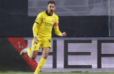 Stuani siempre aparece
